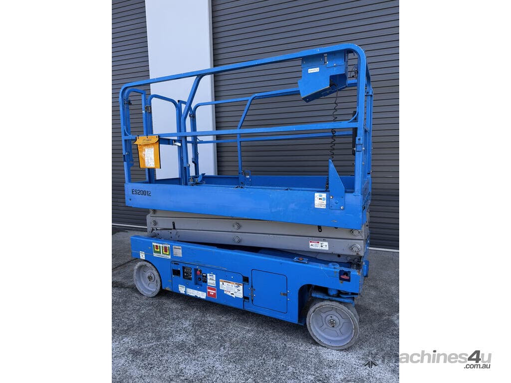 Genie GS-2046