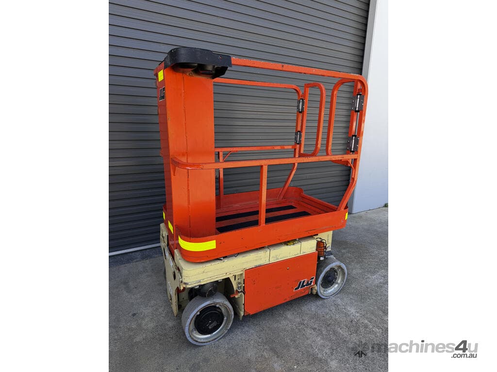 JLG 1230ES