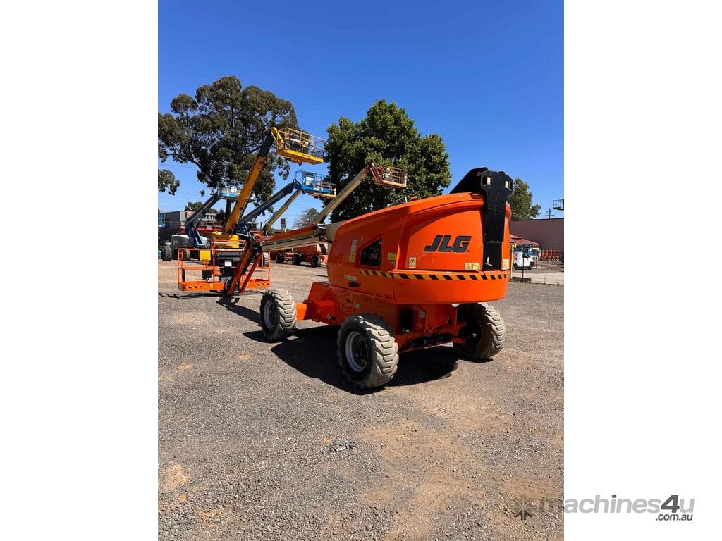 JLG 460SJ
