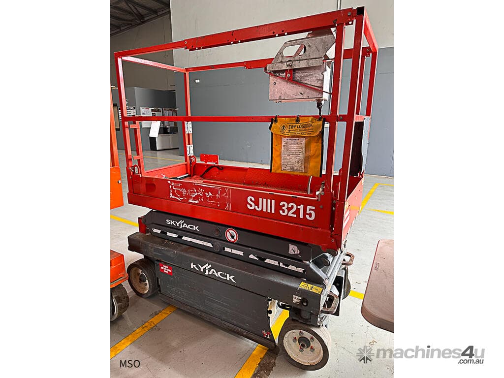 Skyjack SJ3215